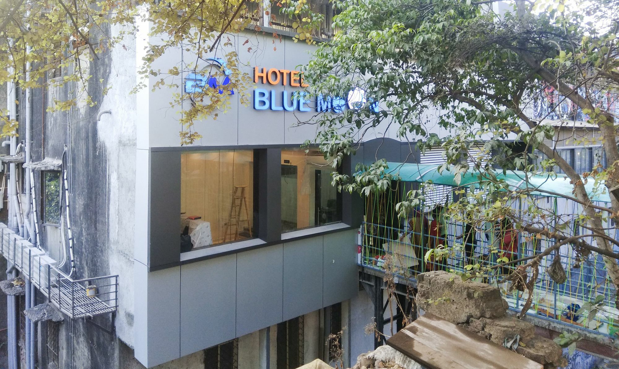 Treebo Blue Moon Powai Hotel Mumbai Exterior photo